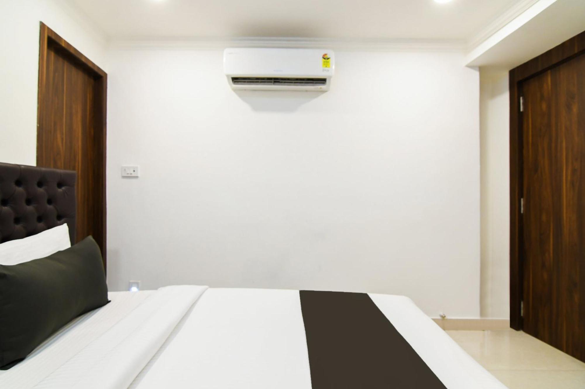 Super Hotel O Eminent Hotel Kolkata Exterior photo