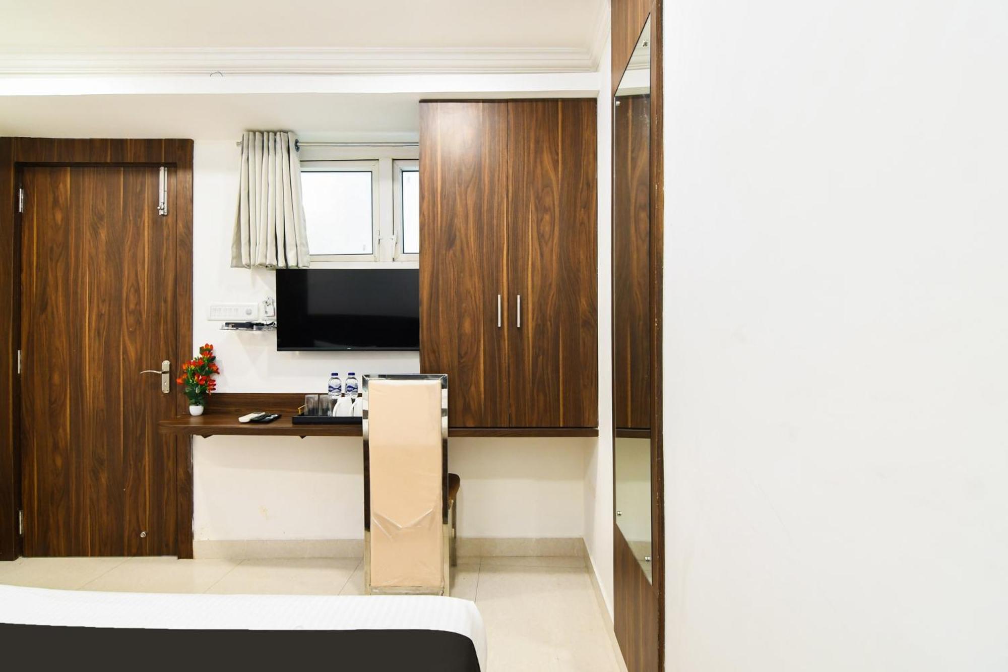 Super Hotel O Eminent Hotel Kolkata Exterior photo